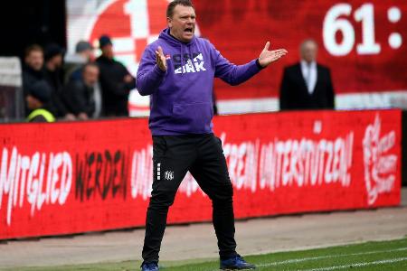 Ache trifft doppelt: Kaiserslautern siegt im Kellerduell Ache trifft doppelt: Kaiserslautern siegt im Kellerduell