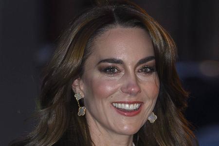 Palast unter Druck: Erstes Bild von Kate nach der OP zurückgezogen Palast unter Druck: Erstes Bild von Kate nach der OP zurückgezogen