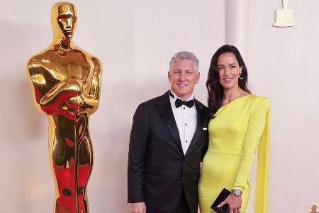 Bastian Schweinsteiger und Ana Ivanović bezaubern bei Oscarverleihung Bastian Schweinsteiger und Ana Ivanović bezaubern bei Oscarverleihung
