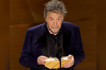 Panne bei Oscar-Vergabe: Besorgniserregender Auftritt von Al Pacino Panne bei Oscar-Vergabe: Besorgniserregender Auftritt von Al Pacino