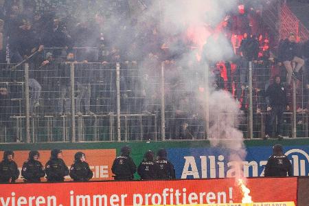 Nach Derby-Skandal: Punktabzug für Rapid Wien Nach Derby-Skandal: Punktabzug für Rapid Wien