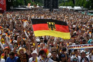 Heim-EM: Kommunen prüfen Public Viewing