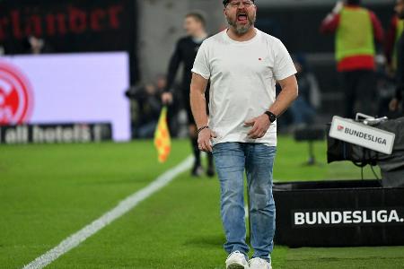 Fünf Kandidaten, ein Ziel: Schneckenrennen um Relegation Fünf Kandidaten, ein Ziel: Schneckenrennen um Relegation