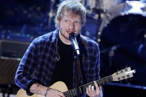 Indien-Konzert: Ed Sheeran singt auf Punjabi und lässt Fans ausflippen