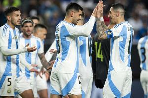 Ohne Messi: Lockerer Sieg für Weltmeister Argentinien