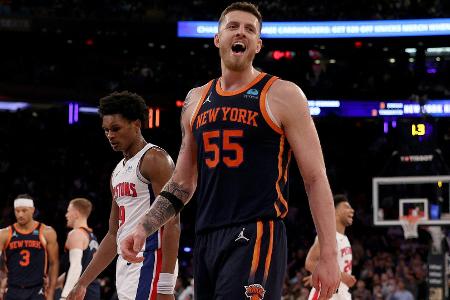 Hartenstein gewinnt deutsches NBA-Duell mit Schröder Hartenstein gewinnt deutsches NBA-Duell mit Schröder