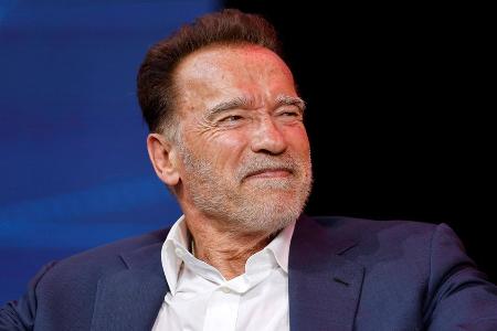 Herzschrittmacher eingesetzt: So geht es Arnold Schwarzenegger Herzschrittmacher eingesetzt: So geht es Arnold Schwarzenegger
