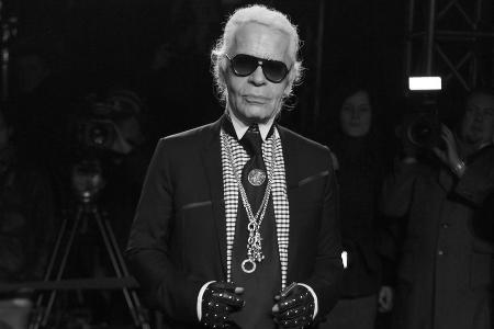 Karl Lagerfeld: So luxuriös lebt der neue Eigentümer seiner Wohnung Karl Lagerfeld: So luxuriös lebt der neue Eigentümer seiner Wohnung