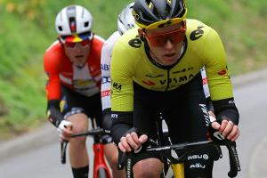 Jorgenson siegt nach Sturz von Teamkollege Van Aert