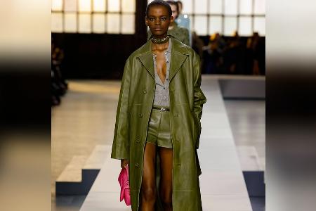Khaki, Mint, Oliv: Natürliche Grüntöne sind im Frühjahr ein Must-have