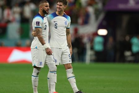 Abwehrsorgen vor dem Topspiel: Walker und Stones fehlen Pep Abwehrsorgen vor dem Topspiel: Walker und Stones fehlen Pep