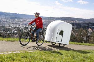 Wohnwagen an jedem beliebigen Ort aufklappen