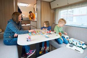 Familienwohnwagen mit 6 Schlafplätzen