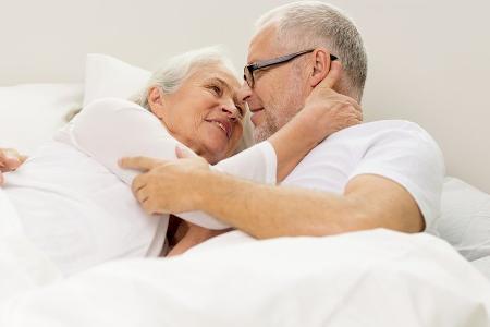 Silver Sex: So gelingt ein erfülltes Intimleben im Alter Silver Sex: So gelingt ein erfülltes Intimleben im Alter