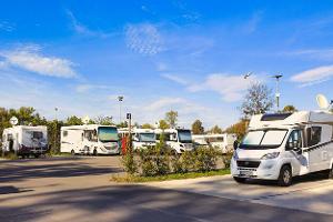 Mit dem Wohnmobil zum modernen Allgäuer-Stellplatz