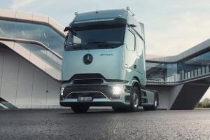 Luxus-Diesel-Truck im Elektro-Design
