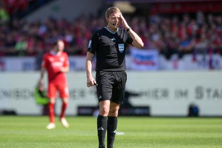 Bayern in Heidenheim: Schiri Schröder muss passen Bayern in Heidenheim: Schiri Schröder muss passen