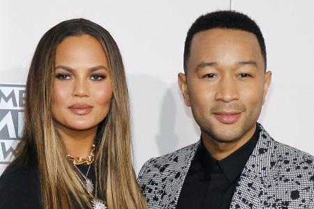 Chrissy Teigen: Familienurlaub in ihrer thailändischen Heimat Chrissy Teigen: Familienurlaub in ihrer thailändischen Heimat