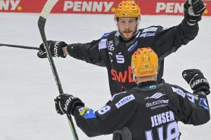 München verzweifelt: Bremerhaven erstmals im DEL-Finale