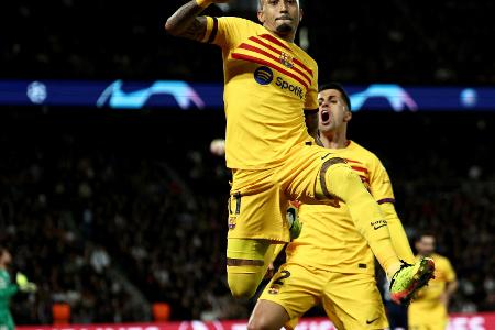 Spektakel in Paris: Barca ringt Mbappe und Co. nieder Spektakel in Paris: Barca ringt Mbappe und Co. nieder