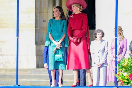 Staatsbesuch in Amsterdam: Letizia und Máxima beweisen Mut zur Farbe! Staatsbesuch in Amsterdam: Letizia und Máxima beweisen Mut zur Farbe!