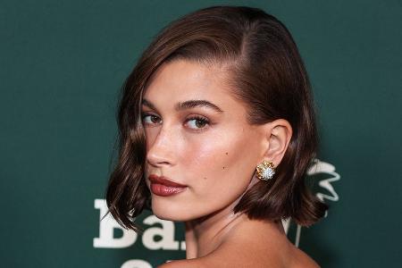 Sun Kissed Make-up: Wie Hailey Bieber den neuesten Beauty-Trend setzt Sun Kissed Make-up: Wie Hailey Bieber den neuesten Beauty-Trend setzt
