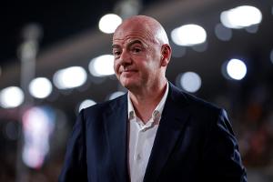 Berater-Honorare: Infantino ruft Regierungen zu Mithilfe auf