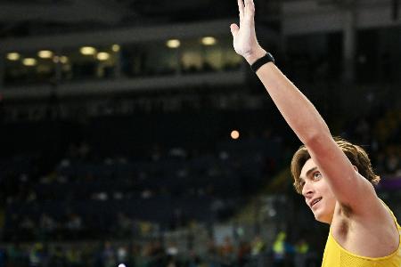 Duplantis verbessert erneut eigenen Weltrekord Duplantis verbessert erneut eigenen Weltrekord
