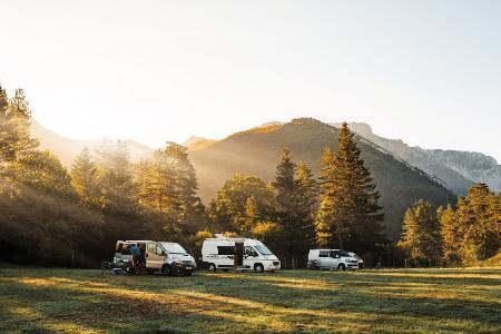 Auf in die neue Saison: Das gilt es beim Wohnmobil jetzt zu beachten Auf in die neue Saison: Das gilt es beim Wohnmobil jetzt zu beachten