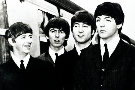 50 Jahre verschwunden: Jetzt wird John Lennons Gitarre versteigert 50 Jahre verschwunden: Jetzt wird John Lennons Gitarre versteigert