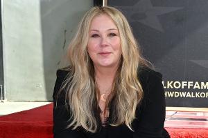 Tabu-Thema: Christina Applegate spricht über ihre Windeln