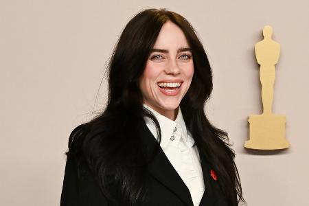 Billie Eilish: Billie Eilish: