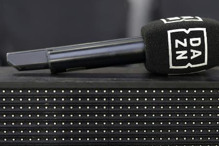TV-Streit eskaliert: DAZN kündigt rechtliche Schritte an TV-Streit eskaliert: DAZN kündigt rechtliche Schritte an