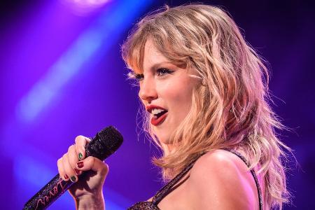 Taylor Swift bricht mit neuem Album weitere Rekorde in Deutschland Taylor Swift bricht mit neuem Album weitere Rekorde in Deutschland
