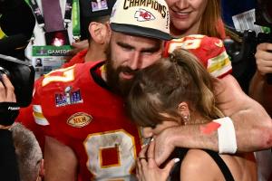 NFL: Swift-Freund Kelce verlängert bei den Chiefs