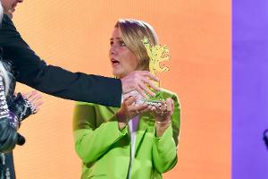 Judith Rakers gewinnt Digitalpreis für "Homefarming"-Projekt