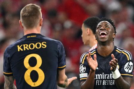 Kroos: Kroos: