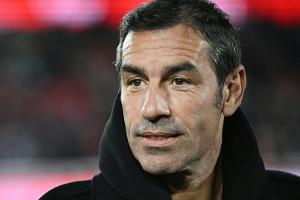 "Unbesiegter" Pires traut Bayer Saison ohne Niederlage zu