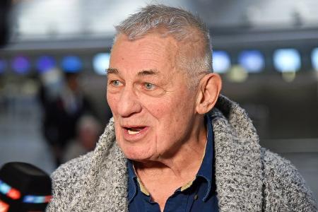 Wegen Herz-OP: Heinz Hoenig liegt im Krankenhaus Wegen Herz-OP: Heinz Hoenig liegt im Krankenhaus