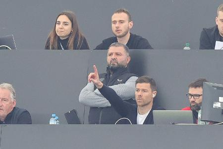 Nummer 48: Rom-Generalprobe glückt ohne Alonso Nummer 48: Rom-Generalprobe glückt ohne Alonso