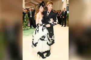 Eddie Redmayne und seine Frau im süßen Partnerlook bei der Met Gala