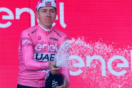 Giro: Wette verloren - Thomas schuldet Pogacar einen Drink Giro: Wette verloren - Thomas schuldet Pogacar einen Drink