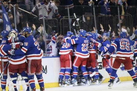 Rangers bauen Vorsprung aus - Colorado legt vor Rangers bauen Vorsprung aus - Colorado legt vor