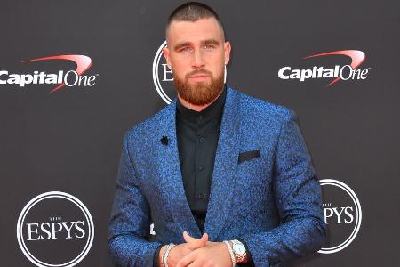 Taylor Swifts Freund Travis Kelce ergattert seine erste Serienrolle Taylor Swifts Freund Travis Kelce ergattert seine erste Serienrolle