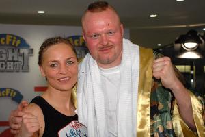 TV-Hammer! Boxkampf von Stefan Raab und Regina Halmich läuft bei RTL