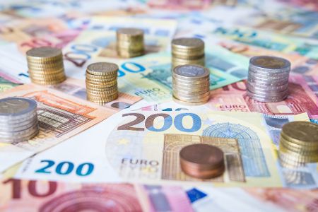 Eurogeldscheine und -münzen