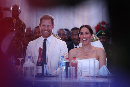 Herzogin Meghan: Glamour-Auftritt bei Empfang in Nigeria