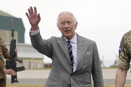 König Charles verlor durch die Krebsbehandlung seinen Geschmackssinn König Charles verlor durch die Krebsbehandlung seinen Geschmackssinn
