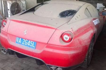Versteigerung Ferrari 599, Polizei China