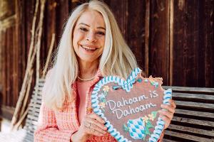 Julia Kent feiert TV-Comeback bei "Dahoam is Dahoam"